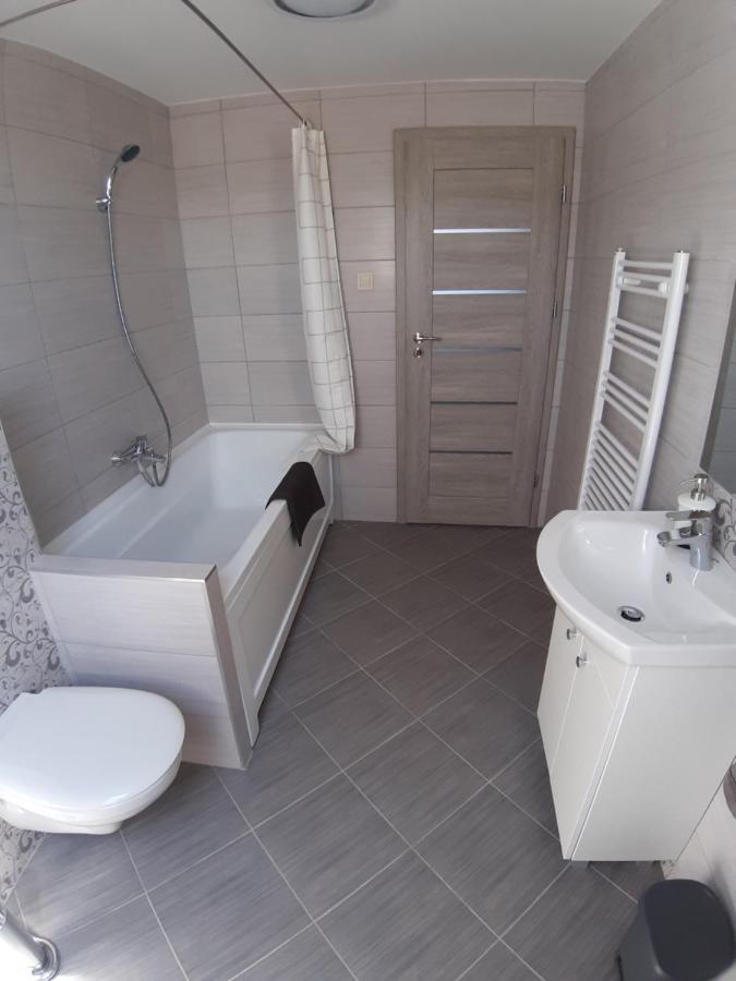 Profi Keco Apartman Balatonalmádi Exterior foto
