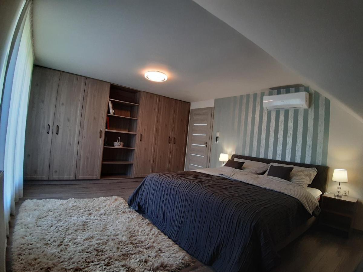 Profi Keco Apartman Balatonalmádi Exterior foto