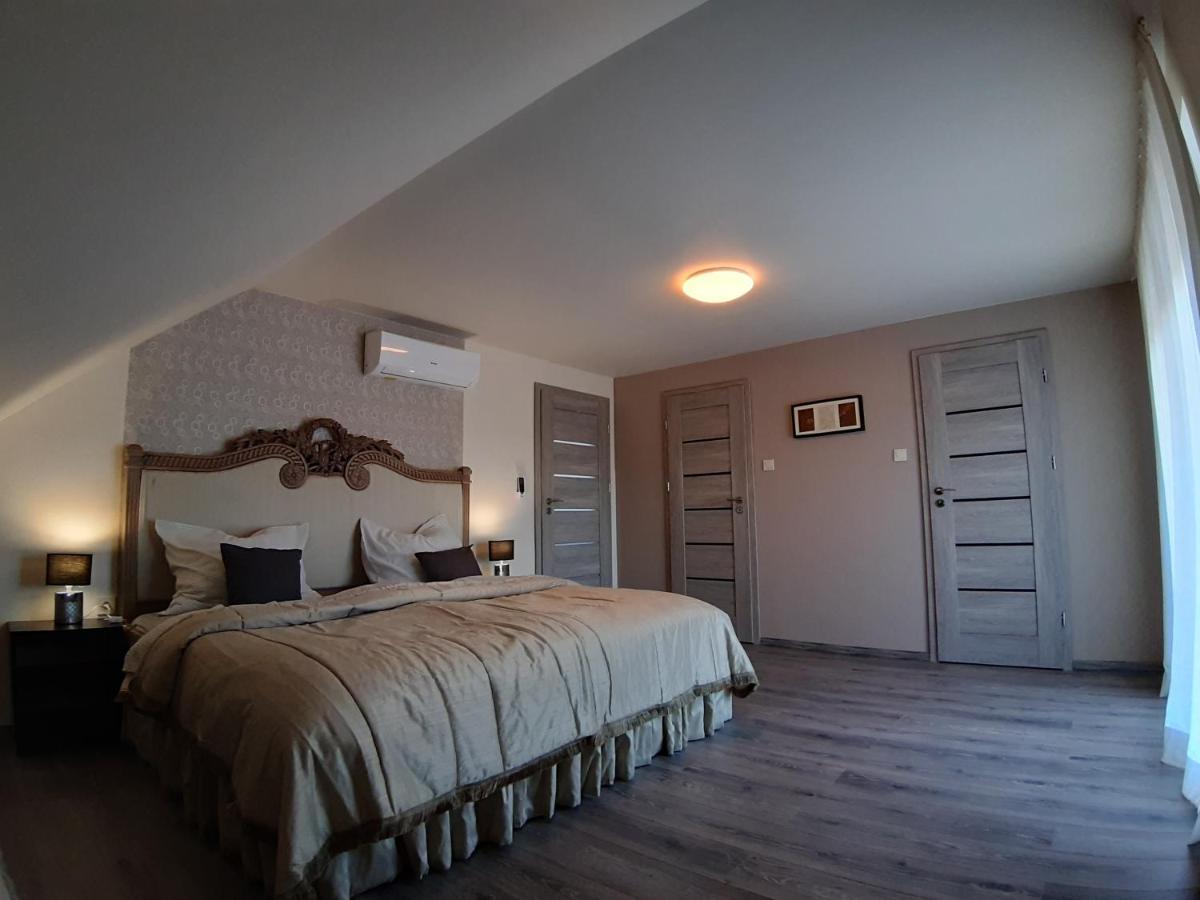Profi Keco Apartman Balatonalmádi Exterior foto