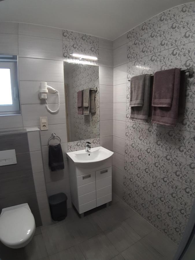 Profi Keco Apartman Balatonalmádi Exterior foto